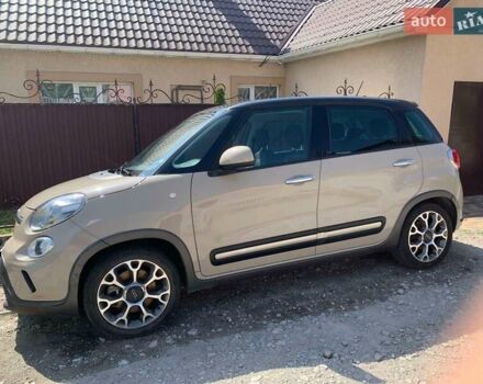 Бежевий Фіат 500L, об'ємом двигуна 1.37 л та пробігом 32 тис. км за 9800 $, фото 6 на Automoto.ua