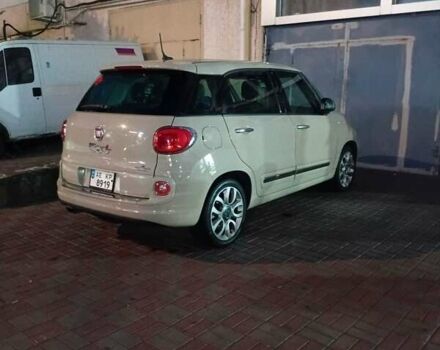 Бежевий Фіат 500L, об'ємом двигуна 1.37 л та пробігом 86 тис. км за 9000 $, фото 1 на Automoto.ua