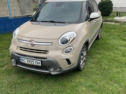 Фіат 500L 2013 у Сколе на Automoto.ua Бежевий Фіат 500L, об'ємом двигуна 1.37 л та пробігом 71 тис. км за 9000 $, фото 1 на Automoto.ua