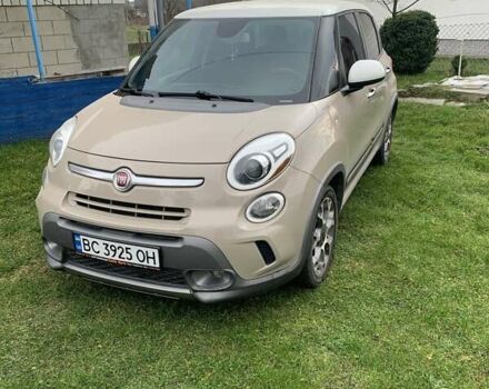 Бежевий Фіат 500L, об'ємом двигуна 1.37 л та пробігом 71 тис. км за 9000 $, фото 1 на Automoto.ua