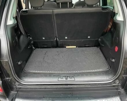 Черный Фиат 500L, объемом двигателя 1.37 л и пробегом 132 тыс. км за 8400 $, фото 9 на Automoto.ua