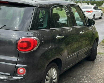 Черный Фиат 500L, объемом двигателя 1.37 л и пробегом 147 тыс. км за 7200 $, фото 5 на Automoto.ua