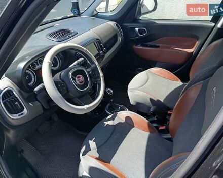 Черный Фиат 500L, объемом двигателя 1.4 л и пробегом 94 тыс. км за 6300 $, фото 1 на Automoto.ua