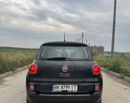 Чорний Фіат 500L, об'ємом двигуна 1.4 л та пробігом 180 тис. км за 7700 $, фото 4 на Automoto.ua