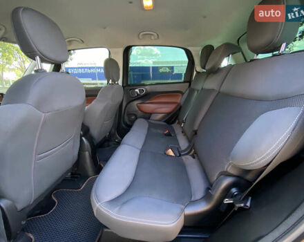 Черный Фиат 500L, объемом двигателя 1.37 л и пробегом 249 тыс. км за 7200 $, фото 16 на Automoto.ua