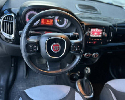 Черный Фиат 500L, объемом двигателя 1.4 л и пробегом 172 тыс. км за 7999 $, фото 24 на Automoto.ua