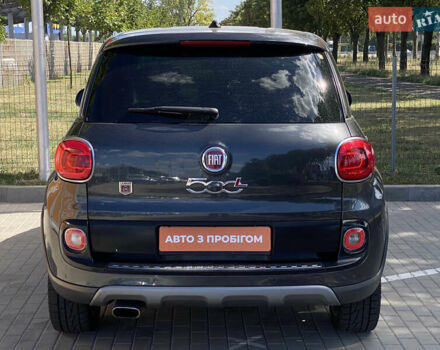 Черный Фиат 500L, объемом двигателя 1.37 л и пробегом 249 тыс. км за 7200 $, фото 6 на Automoto.ua