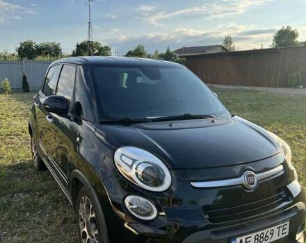 Чорний Фіат 500L, об'ємом двигуна 1.37 л та пробігом 149 тис. км за 8500 $, фото 2 на Automoto.ua