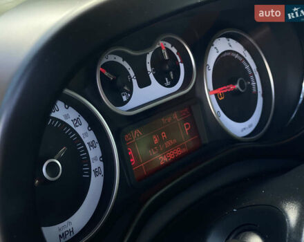 Черный Фиат 500L, объемом двигателя 1.37 л и пробегом 249 тыс. км за 7200 $, фото 10 на Automoto.ua