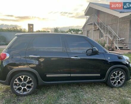 Чорний Фіат 500L, об'ємом двигуна 1.37 л та пробігом 149 тис. км за 8500 $, фото 12 на Automoto.ua