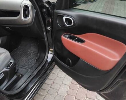 Черный Фиат 500L, объемом двигателя 1.37 л и пробегом 160 тыс. км за 6700 $, фото 5 на Automoto.ua