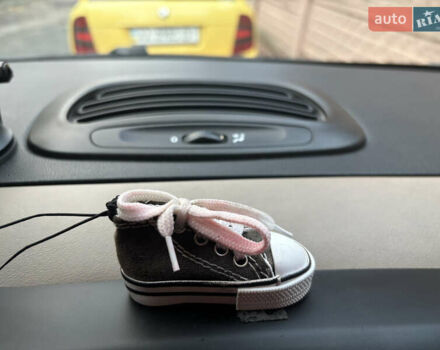 Фиат 500L 2013 в Киеве на Automoto.ua Черный Фиат 500L, объемом двигателя 1.37 л и пробегом 77 тыс. км за 9200 $, фото 22 на Automoto.ua