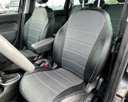 Черный Фиат 500L, объемом двигателя 1.37 л и пробегом 185 тыс. км за 7700 $, фото 20 на Automoto.ua