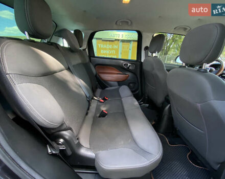 Черный Фиат 500L, объемом двигателя 1.37 л и пробегом 249 тыс. км за 7200 $, фото 15 на Automoto.ua
