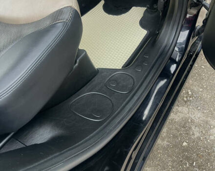 Черный Фиат 500L, объемом двигателя 1.37 л и пробегом 94 тыс. км за 8400 $, фото 18 на Automoto.ua