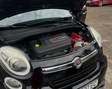 Черный Фиат 500L, объемом двигателя 1.37 л и пробегом 94 тыс. км за 8400 $, фото 29 на Automoto.ua