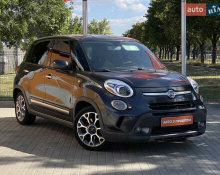 Черный Фиат 500L, объемом двигателя 1.37 л и пробегом 249 тыс. км за 7200 $, фото 2 на Automoto.ua