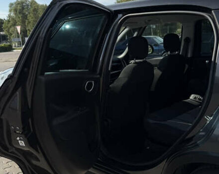 Черный Фиат 500L, объемом двигателя 1.4 л и пробегом 174 тыс. км за 9200 $, фото 23 на Automoto.ua