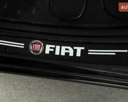 Чорний Фіат 500L, об'ємом двигуна 1.37 л та пробігом 210 тис. км за 8500 $, фото 21 на Automoto.ua