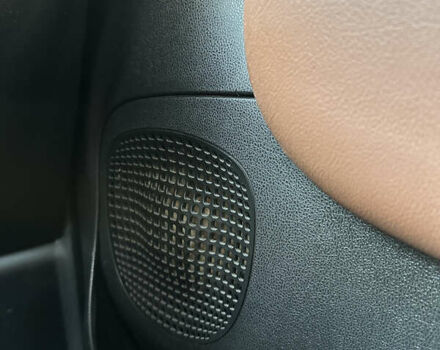 Черный Фиат 500L, объемом двигателя 1.4 л и пробегом 132 тыс. км за 8300 $, фото 32 на Automoto.ua