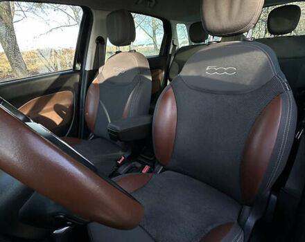 Черный Фиат 500L, объемом двигателя 1.4 л и пробегом 132 тыс. км за 8300 $, фото 21 на Automoto.ua