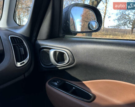 Черный Фиат 500L, объемом двигателя 1.4 л и пробегом 132 тыс. км за 8300 $, фото 33 на Automoto.ua