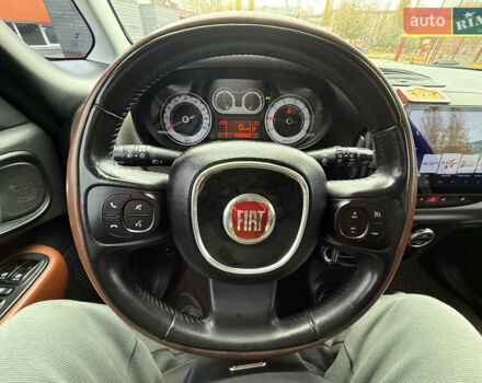 Черный Фиат 500L, объемом двигателя 1.37 л и пробегом 133 тыс. км за 10500 $, фото 41 на Automoto.ua