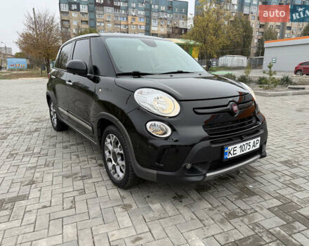 Черный Фиат 500L, объемом двигателя 1.37 л и пробегом 133 тыс. км за 10500 $, фото 13 на Automoto.ua