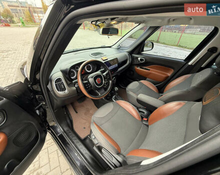 Черный Фиат 500L, объемом двигателя 1.37 л и пробегом 133 тыс. км за 10500 $, фото 23 на Automoto.ua