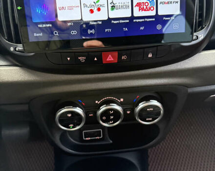 Черный Фиат 500L, объемом двигателя 1.37 л и пробегом 133 тыс. км за 10500 $, фото 44 на Automoto.ua