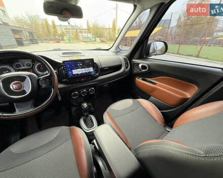 Черный Фиат 500L, объемом двигателя 1.37 л и пробегом 133 тыс. км за 10500 $, фото 38 на Automoto.ua