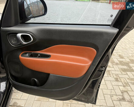 Черный Фиат 500L, объемом двигателя 1.37 л и пробегом 133 тыс. км за 10500 $, фото 33 на Automoto.ua