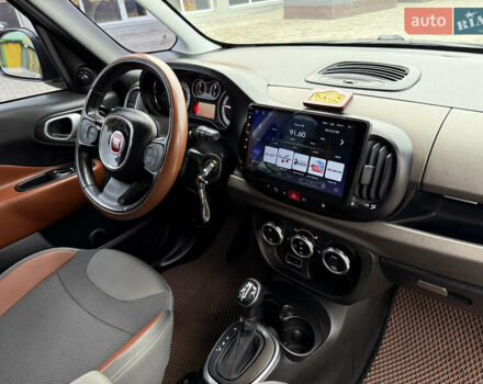 Черный Фиат 500L, объемом двигателя 1.37 л и пробегом 133 тыс. км за 10500 $, фото 35 на Automoto.ua