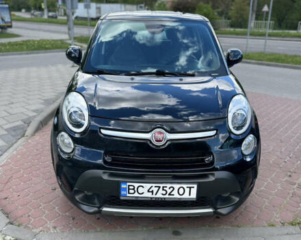 Черный Фиат 500L, объемом двигателя 1.37 л и пробегом 76 тыс. км за 8000 $, фото 1 на Automoto.ua