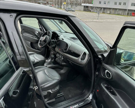 Черный Фиат 500L, объемом двигателя 1.4 л и пробегом 88 тыс. км за 10900 $, фото 10 на Automoto.ua