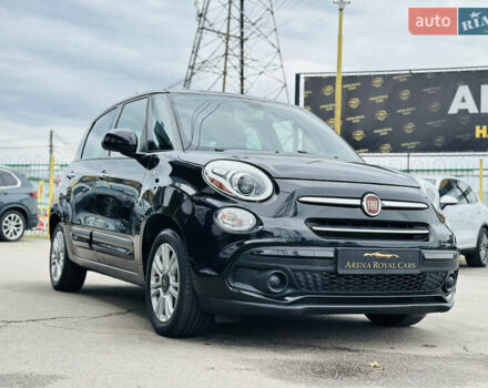 Черный Фиат 500L, объемом двигателя 1.37 л и пробегом 140 тыс. км за 10900 $, фото 8 на Automoto.ua