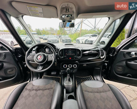 Черный Фиат 500L, объемом двигателя 1.37 л и пробегом 140 тыс. км за 10900 $, фото 18 на Automoto.ua