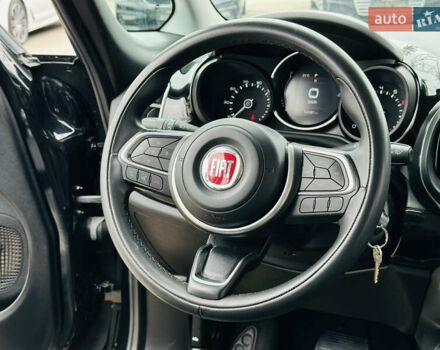 Черный Фиат 500L, объемом двигателя 1.37 л и пробегом 140 тыс. км за 10900 $, фото 20 на Automoto.ua