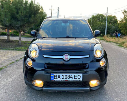 Черный Фиат 500L, объемом двигателя 1.4 л и пробегом 160 тыс. км за 9950 $, фото 1 на Automoto.ua