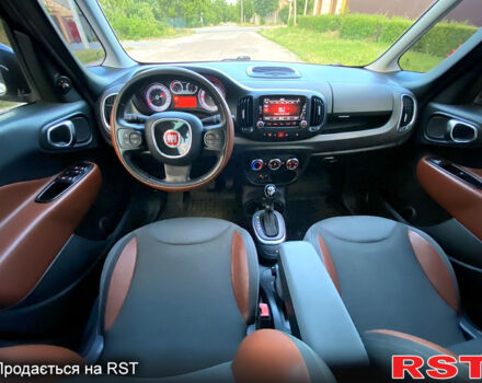 Черный Фиат 500L, объемом двигателя 1.4 л и пробегом 160 тыс. км за 9950 $, фото 10 на Automoto.ua