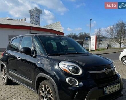 Чорний Фіат 500L, об'ємом двигуна 1.37 л та пробігом 131 тис. км за 8500 $, фото 1 на Automoto.ua