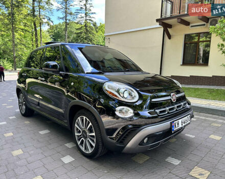 Черный Фиат 500L, объемом двигателя 1.4 л и пробегом 145 тыс. км за 11800 $, фото 1 на Automoto.ua