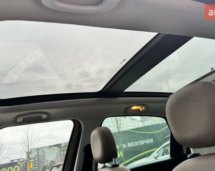 Коричневый Фиат 500L, объемом двигателя 1.4 л и пробегом 56 тыс. км за 11500 $, фото 22 на Automoto.ua