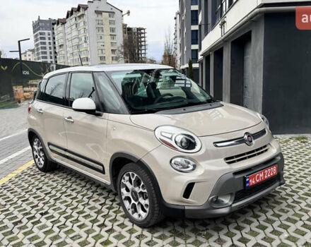 Коричневый Фиат 500L, объемом двигателя 1.4 л и пробегом 56 тыс. км за 11500 $, фото 1 на Automoto.ua