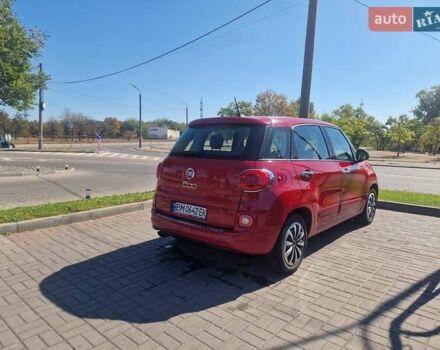 Красный Фиат 500L, объемом двигателя 1.4 л и пробегом 305 тыс. км за 7200 $, фото 5 на Automoto.ua