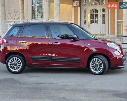 Красный Фиат 500L, объемом двигателя 1.3 л и пробегом 83 тыс. км за 8499 $, фото 2 на Automoto.ua