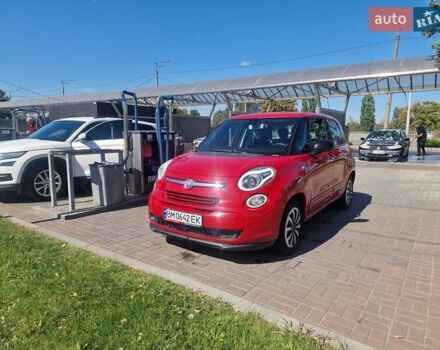 Красный Фиат 500L, объемом двигателя 1.4 л и пробегом 305 тыс. км за 7200 $, фото 2 на Automoto.ua