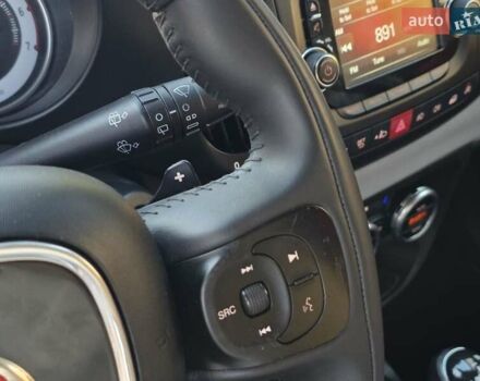 Красный Фиат 500L, объемом двигателя 1.3 л и пробегом 83 тыс. км за 8499 $, фото 40 на Automoto.ua