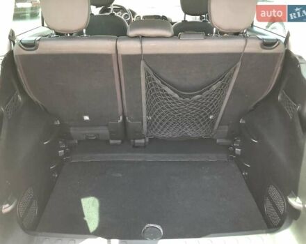 Красный Фиат 500L, объемом двигателя 1.4 л и пробегом 177 тыс. км за 9450 $, фото 11 на Automoto.ua