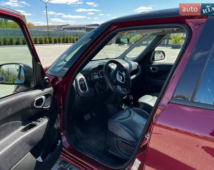 Красный Фиат 500L, объемом двигателя 1.4 л и пробегом 150 тыс. км за 8500 $, фото 3 на Automoto.ua